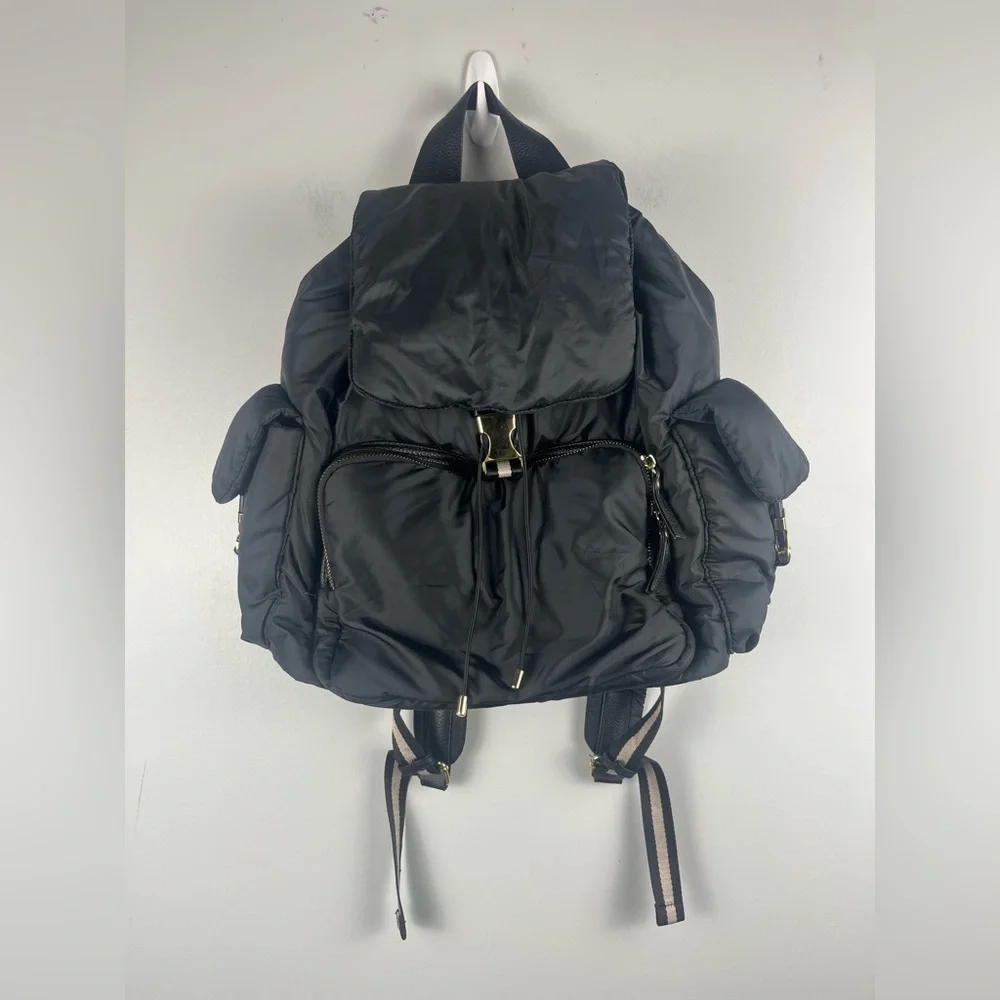 New TOMMY BAHAMA Puff Backpack black